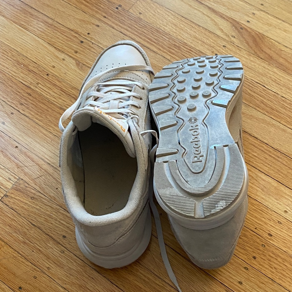 Reebok Beige Sneakers - Picture 3 of 6